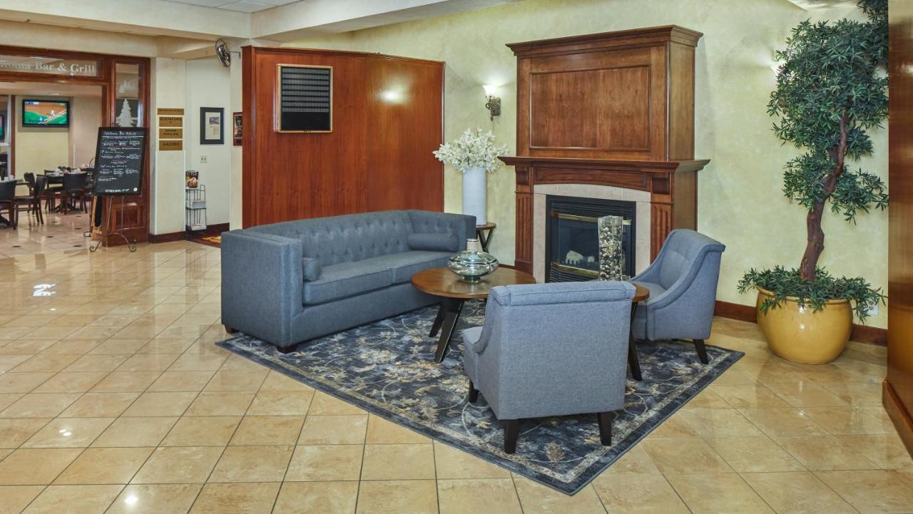 Lake Natoma Inn Фолсъм Екстериор снимка