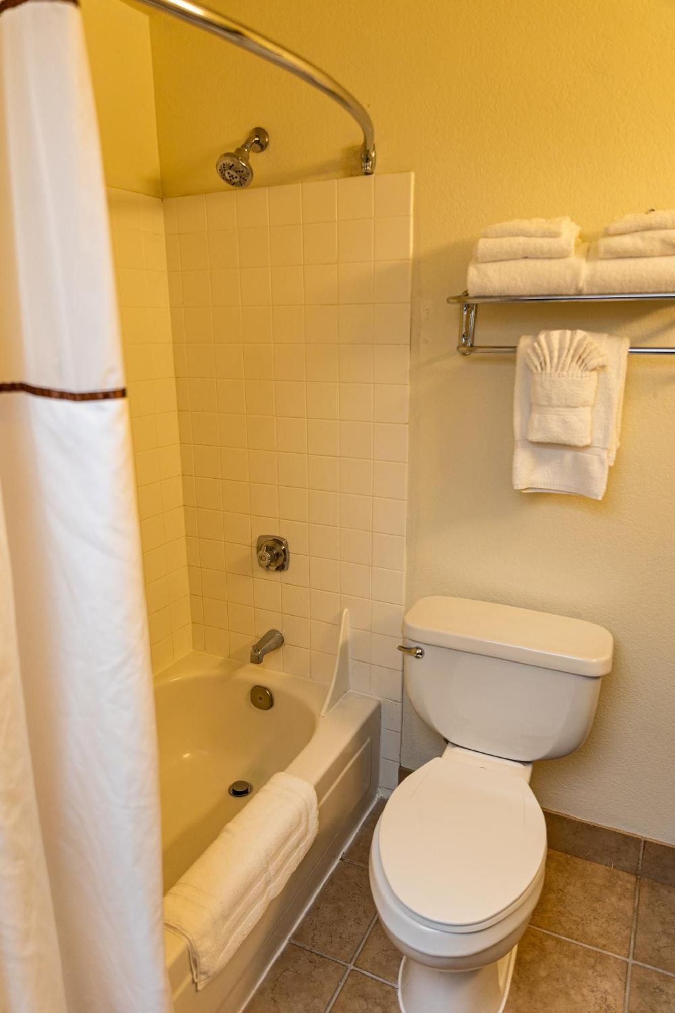 Lake Natoma Inn Фолсъм Екстериор снимка